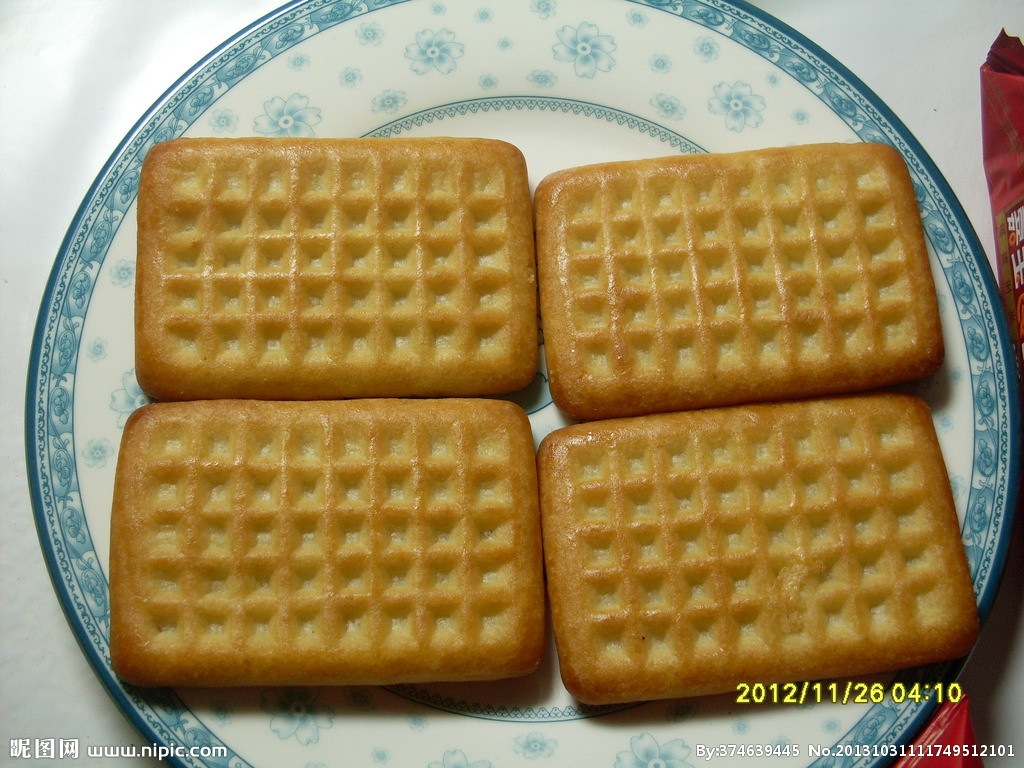 太阳成集团tyc7111cc-拜仁美国行大名单:诺伊尔和莱万领衔,卢卡斯缺席(图3) 太阳成集团tyc7111cc