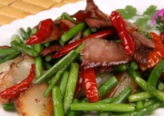 “爱我祖国爱我家乡”公益广告征集展播运动开始征稿啦!|太阳成集团tyc7111cc(图1) 太阳成集团tyc7111cc